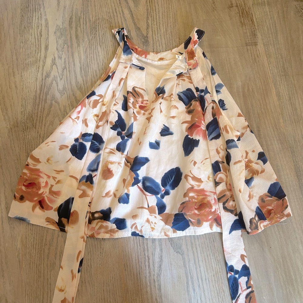 Flowy Dressy tank top